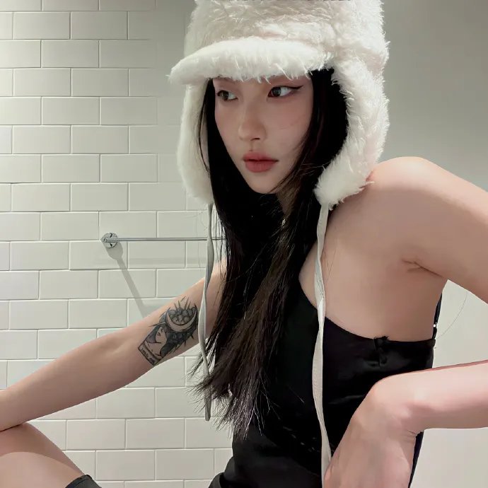 只能爱一个